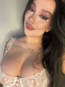 Snapshot of kiss_Lissa chatting on 28, 5, 2026 kiss Lissa online show from 28, 5, 2026