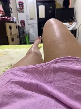 Snapshot of Laila-sexi chatting on 9, 10, 2025 Laila-sexi online show from 9, 10, 2025
