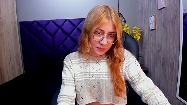 ChloeCampbell03 online show from 21, 10, 2025