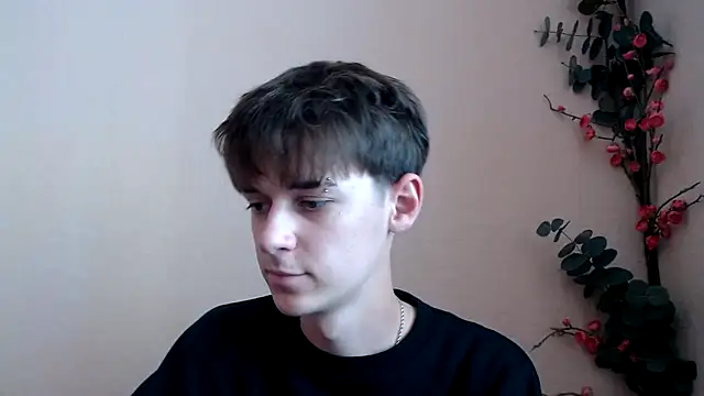 Hoot Dude  online show from 3, 10, 2025