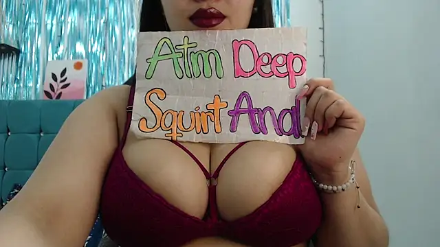 Emilyfire 69 online show from 14, 4, 2026