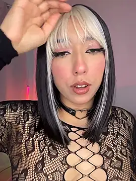 emily  walker online show from 17, 5, 2026
