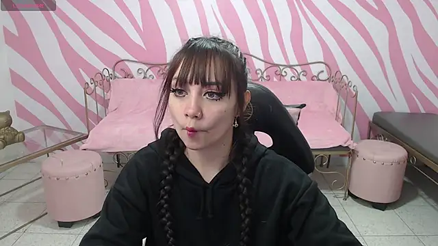 saabrina  online show from 16, 10, 2025