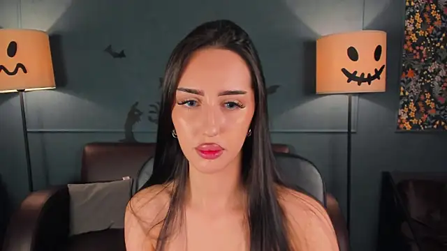 LisaFoxie online show from 24, 10, 2025