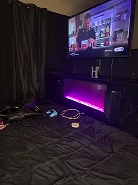 YeahhhitsBreezy online show from 13, 1, 2026