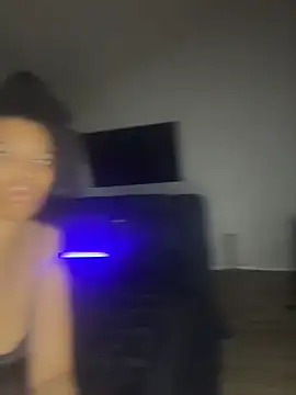 YeahhhitsBreezy online show from 23, 5, 2026