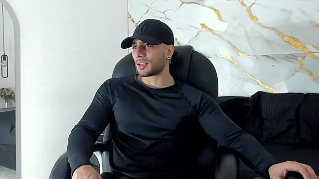 Snapshot of Miike_Stone1 chatting on 24, 10, 2025 Miike Stone1 online show from 24, 10, 2025