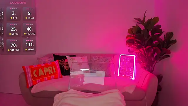 TiaBelle online show from 18, 10, 2025