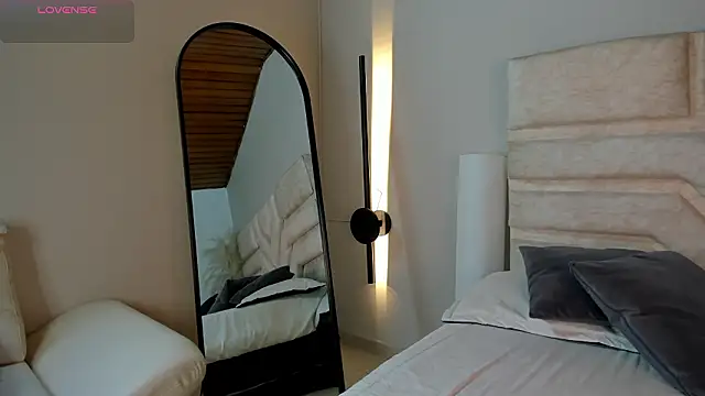 cherry bunnyx online show from 22, 2, 2026