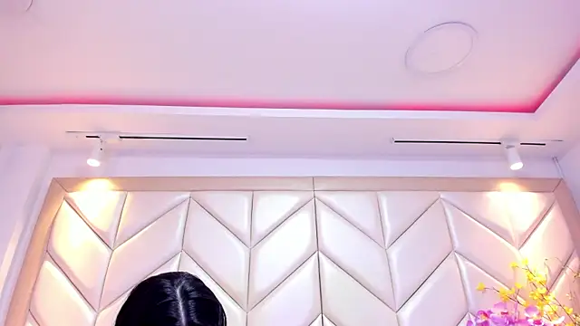 AriaBelles online show from 11, 10, 2025