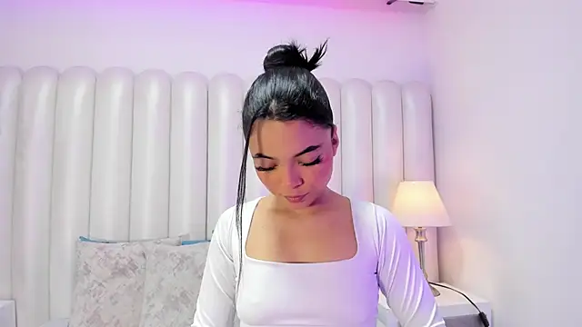 AriaBelles online show from 18, 11, 2025