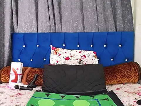 BustyBMWx online show from 28, 10, 2025