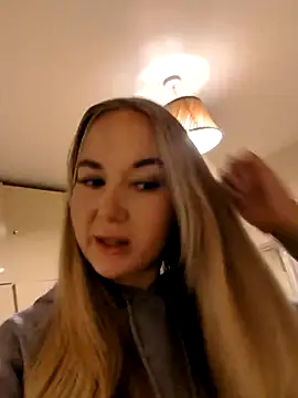 BarbieDolly x online show from 4, 11, 2025