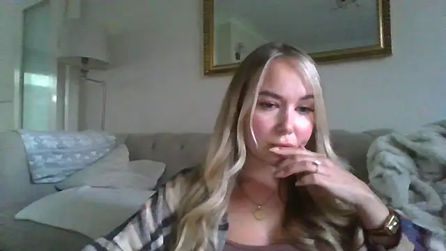 BarbieDolly x online show from 23, 9, 2025