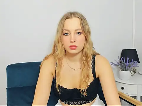 NoahDear online show from 4, 11, 2025