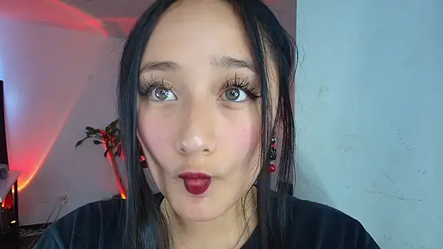 Hinata 21  online show from 6, 5, 2026