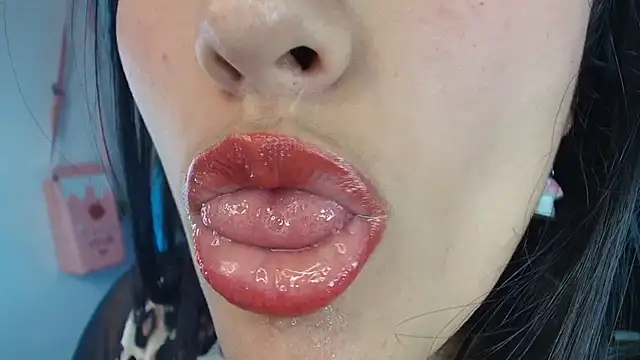 Hinata 21  online show from 16, 10, 2025