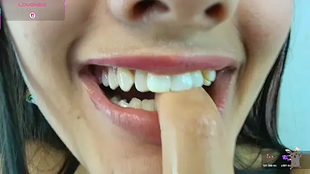 Hinata 21  online show from 12, 3, 2026