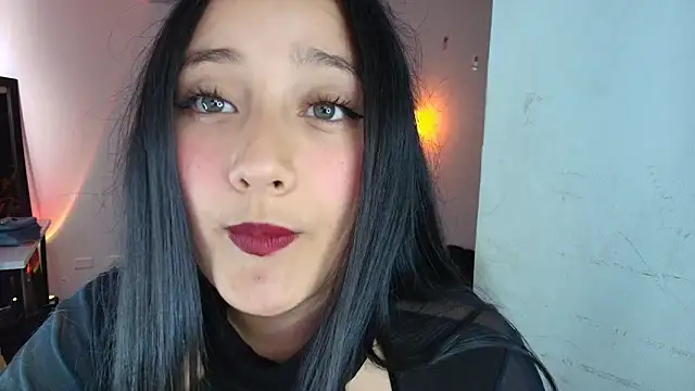 Hinata 21  online show from 4, 5, 2026