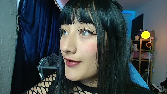Hinata 21  online show from 25, 6, 2026