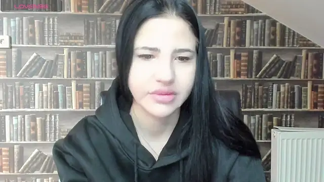 Malibu J online show from 12, 11, 2025