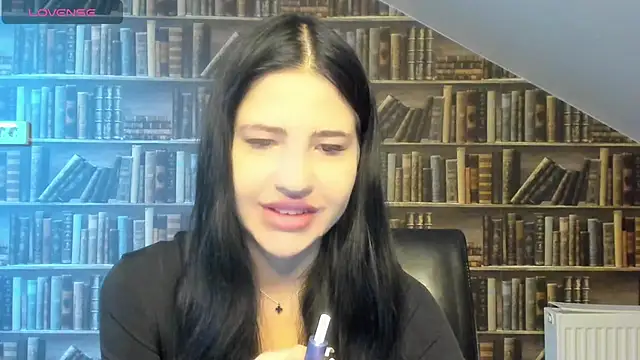 Malibu J online show from 10, 11, 2025