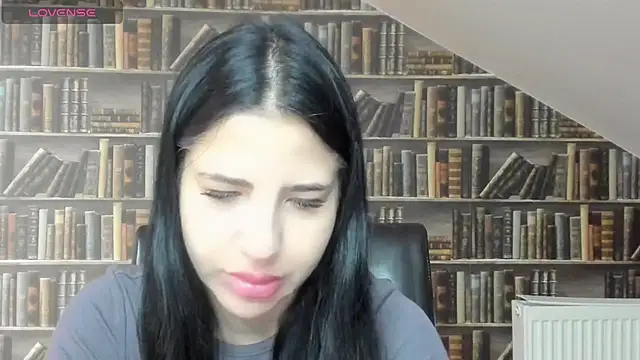 Malibu J online show from 7, 11, 2025