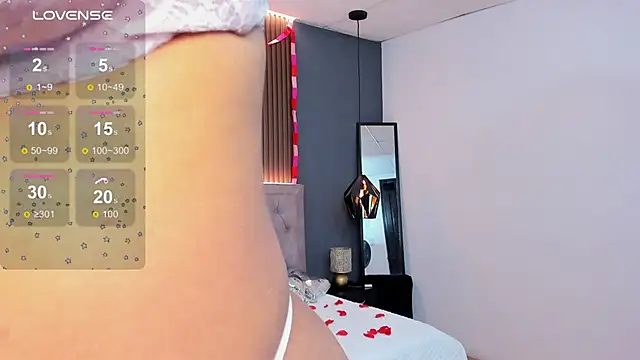 Snapshot of Tiffany__charm_ chatting on 13, 2, 2026 Tiffany charm online show from 13, 2, 2026