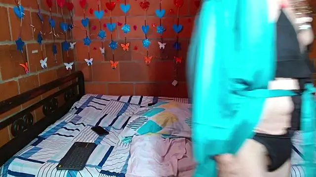 lorenacapelli online show from 27, 10, 2025