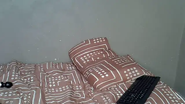 Bellabootie online show from 30, 11, 2025