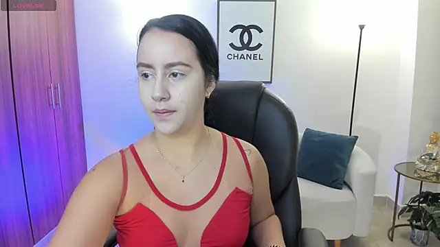 Natasha Kiim  online show from 6, 3, 2026