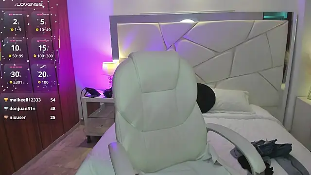 Natasha Kiim  online show from 27, 3, 2026