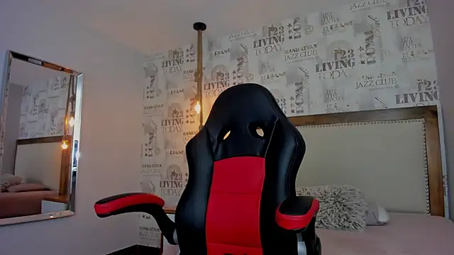 Snapshot of ALAHIACRUZ1 chatting on 19, 2, 2026 ALAHIACRUZ1 online show from 19, 2, 2026