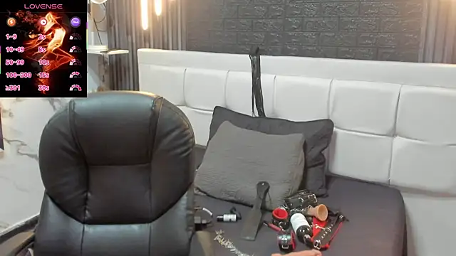 MaraBlake  online show from 8, 1, 2026