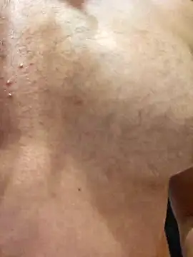 Snapshot of Ando1992 chatting on 12, 11, 2025 Ando1992 online show from 12, 11, 2025