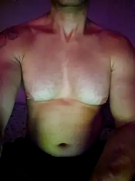 Snapshot of Ando1992 chatting on 13, 11, 2025 Ando1992 online show from 13, 11, 2025