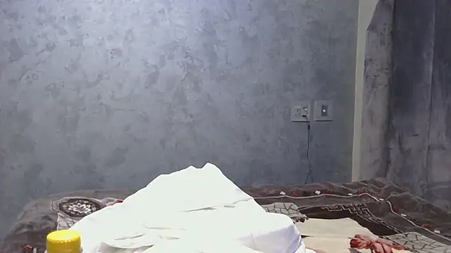 MthondoWeBananaX2 online show from 3, 11, 2025