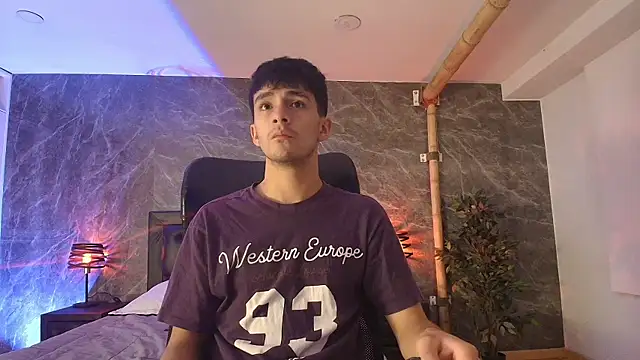 Snapshot of Axel_Draven chatting on 1, 7, 2026 Axel Draven online show from 1, 7, 2026