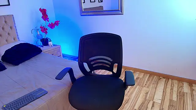 Axel Draven online show from 6, 10, 2025