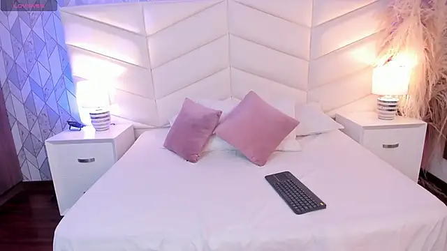 Charlotte hall  online show from 24, 9, 2025