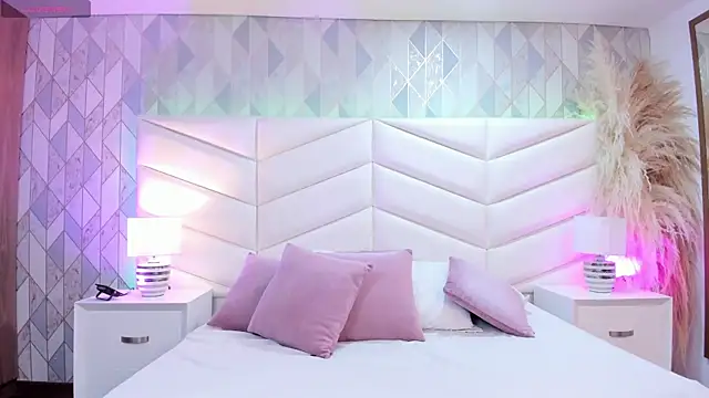 Charlotte hall  online show from 8, 10, 2025