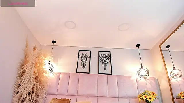 Charlotte hall  online show from 6, 2, 2026