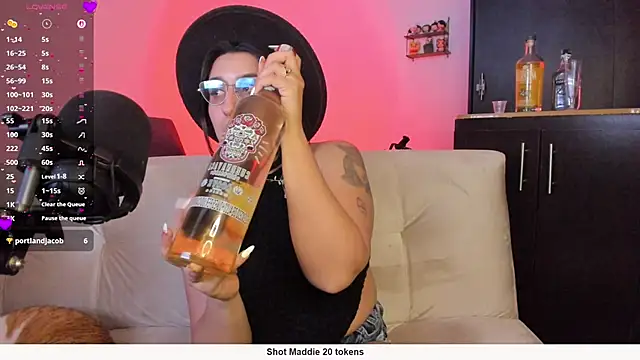 tellmemaddie online show from 7, 4, 2026