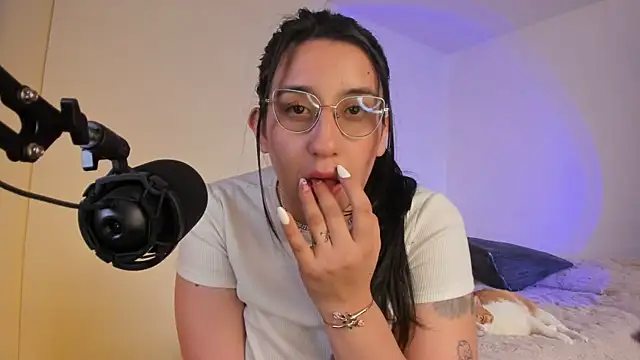 tellmemaddie online show from 7, 4, 2026