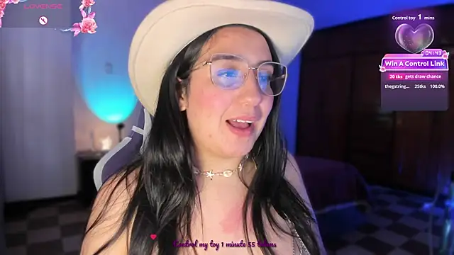 Snapshot of tellmemaddie chatting on 8, 7, 2026 tellmemaddie online show from 8, 7, 2026
