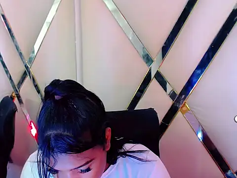 AuroraRoss online show from 20, 10, 2025