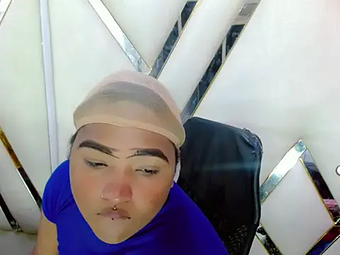 AuroraRoss online show from 14, 11, 2025