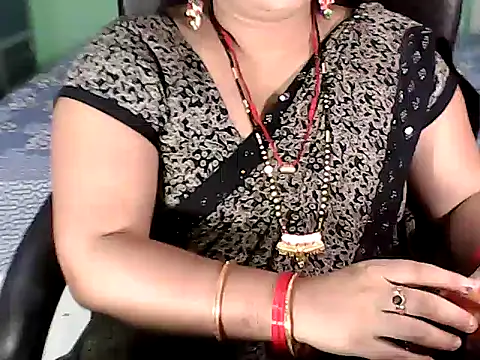 BABITA KUMARII online show from 18, 10, 2025