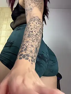 came lia1 online show from 24, 11, 2025