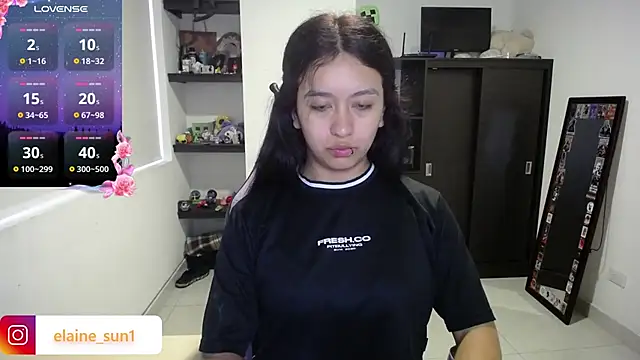 elaine sun1 online show from 15, 4, 2026